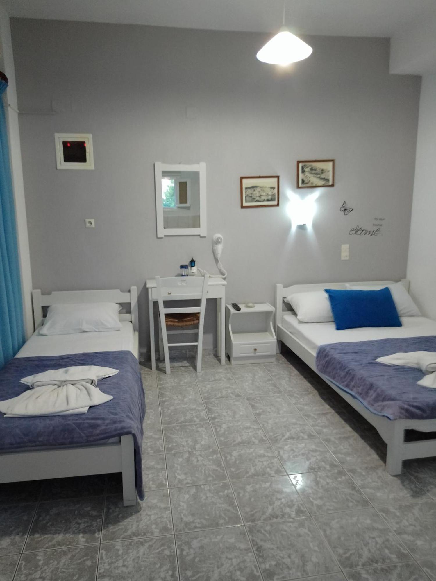 Alexandra Studios Apartment *