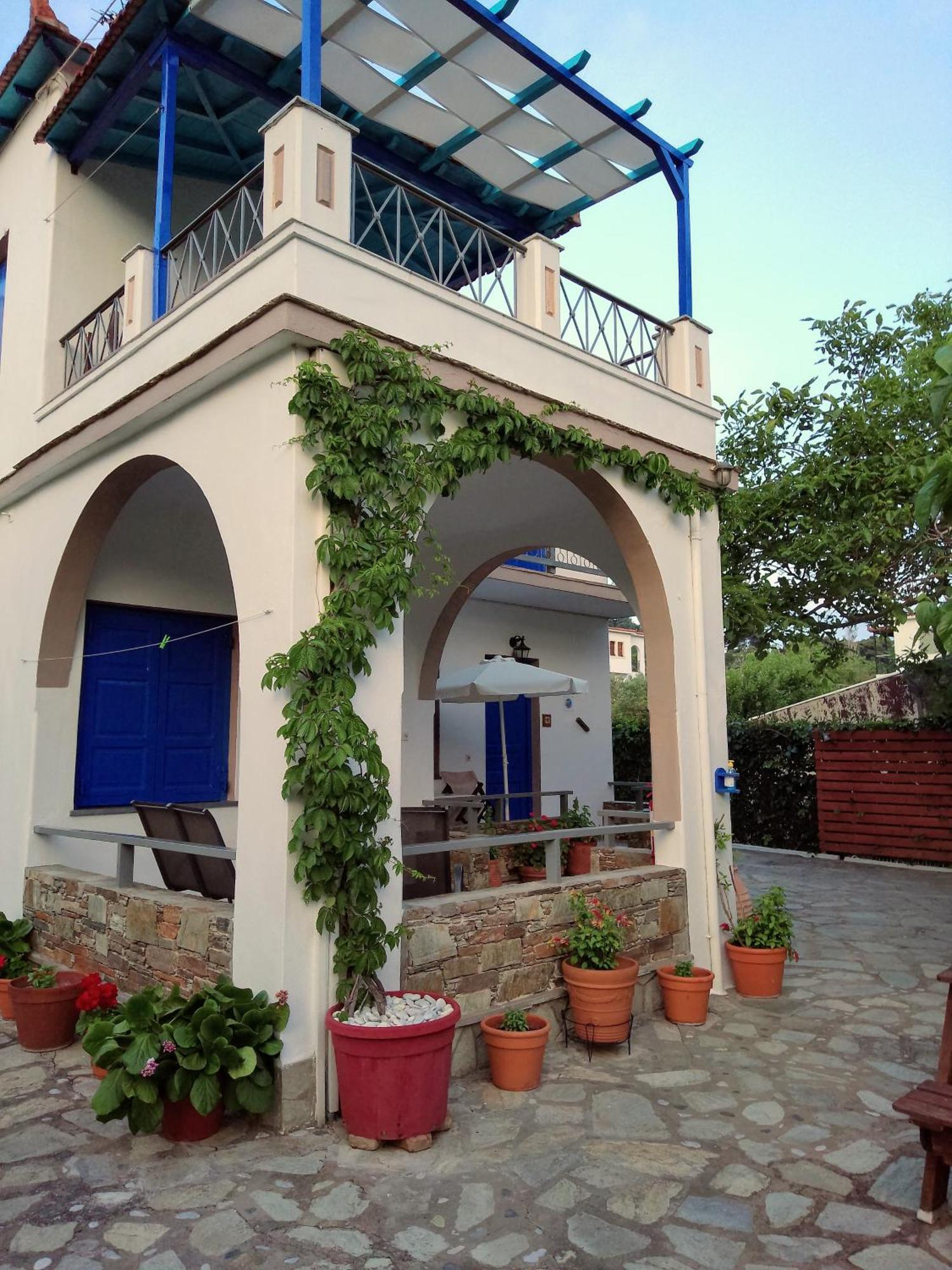 Alexandra Studios Apartment Stafylos