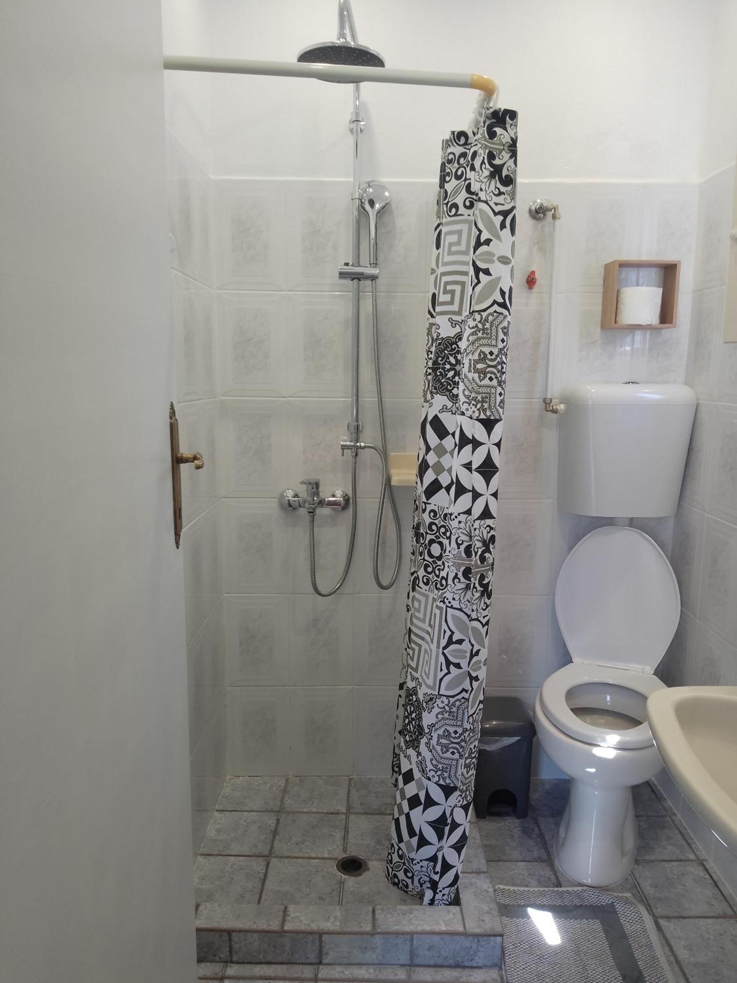 Alexandra Studios *