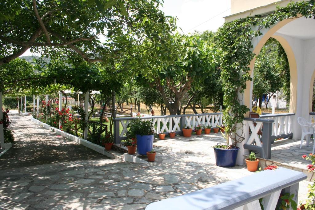 Apartment Alexandra Studios Stafylos
