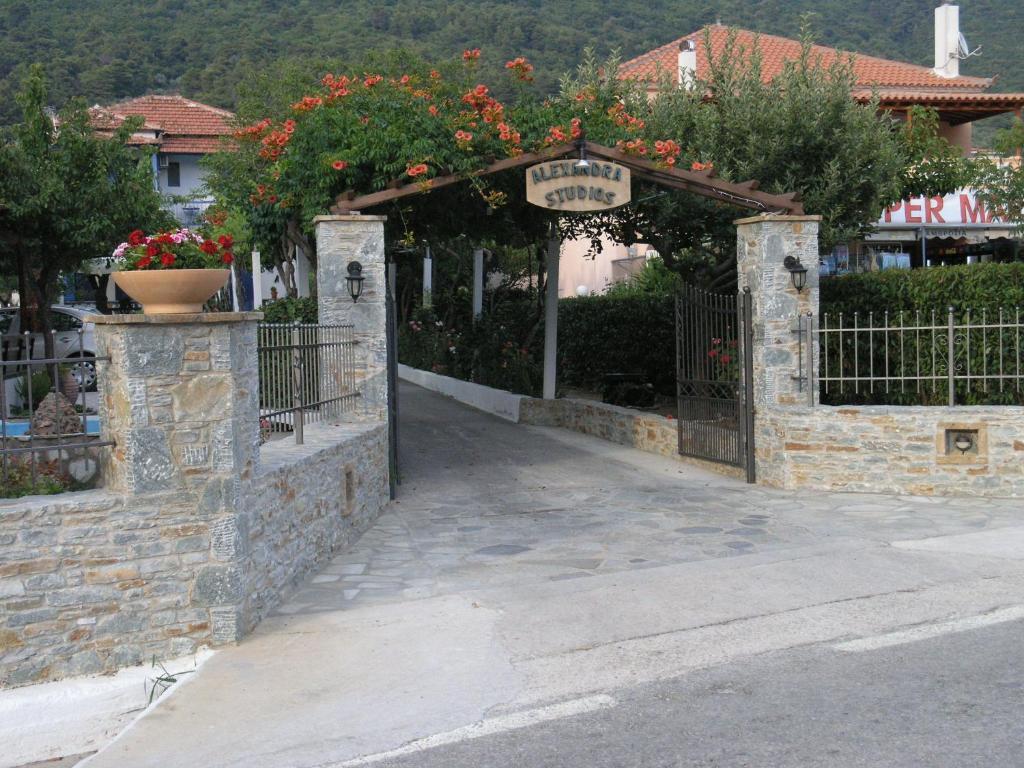 Alexandra Studios Apartment